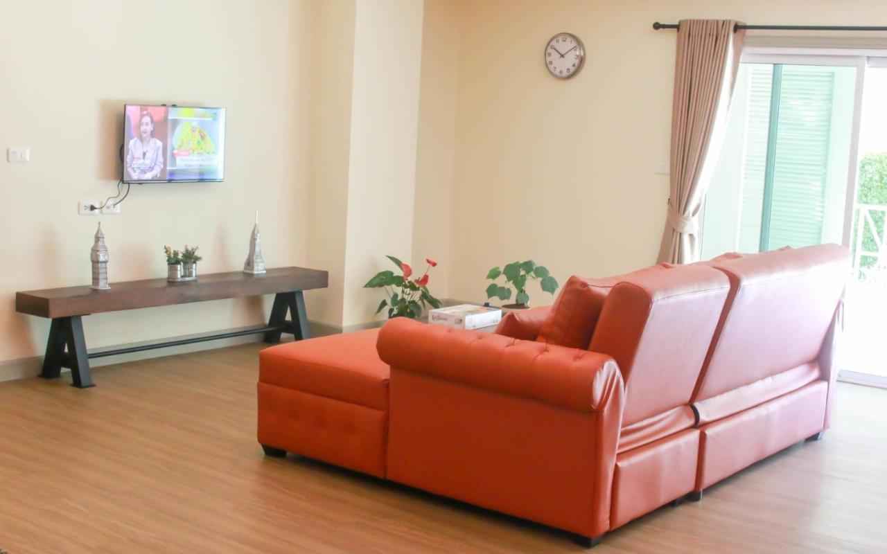 Baan Rub Lom By Jane Apartment Pakchong Exterior photo